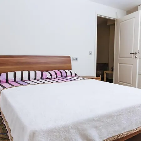 With Heated Pool Three Bedroom *